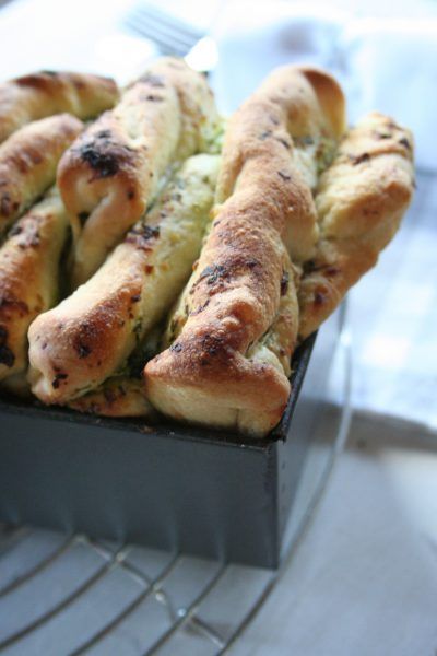 Kräuter-Faltenbrot mit Knoblauch