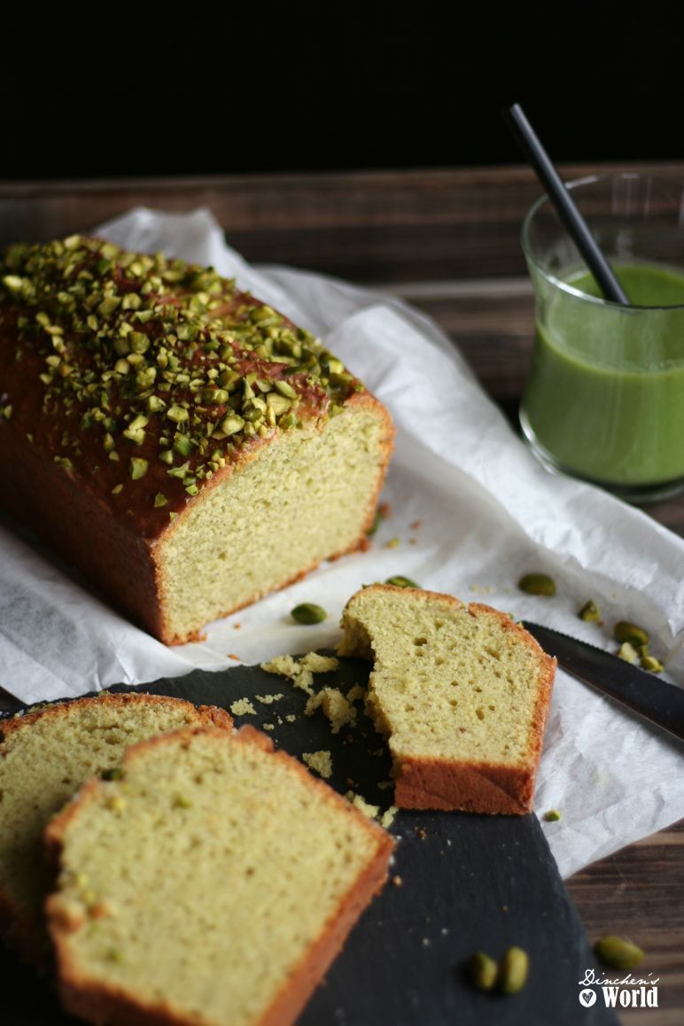 grüner Smoothie und Avocadokuchen by foodandfeelings.de