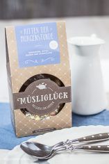 Rezept für Müsli-Riegel mit Bananen, Datteln und Mandelmus